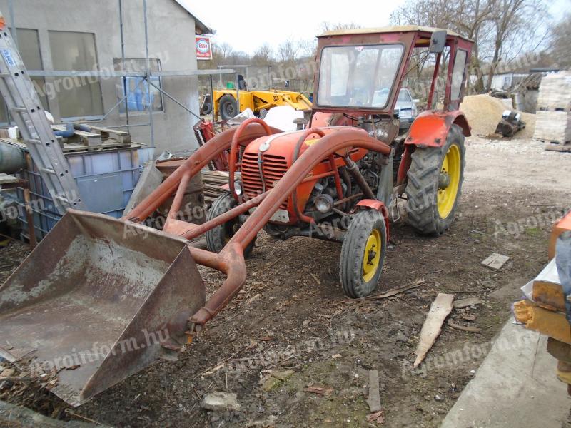 Steyr Traktor, Frontladertraktor
